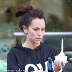 Jennifer-Love-Hewitt-Without-Makeup-2.jpg