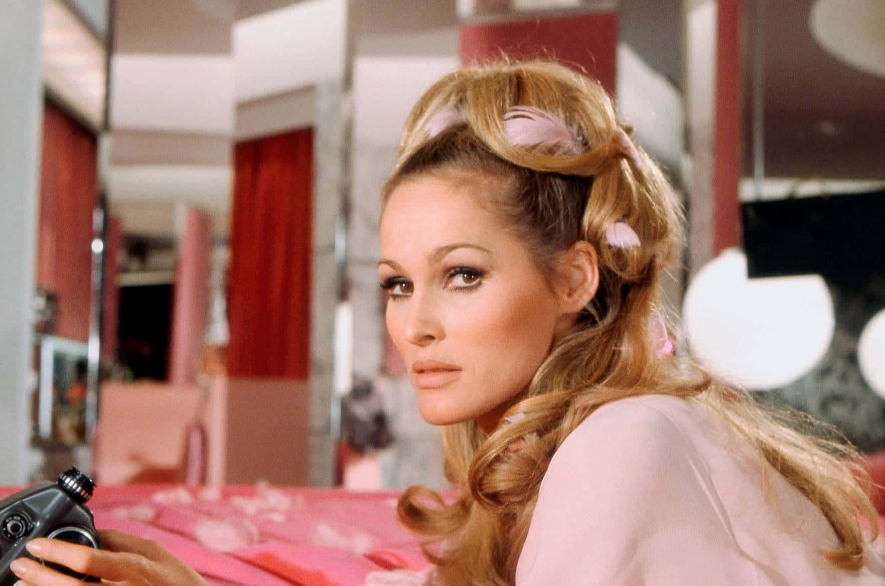 Ursula-Andress.jpg