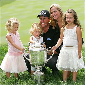 _41116330_mickelson_getty_uspga.jpg