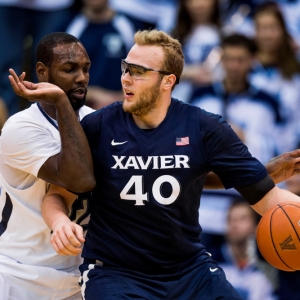 matt-stainbrook-xavier-musketeers.jpg