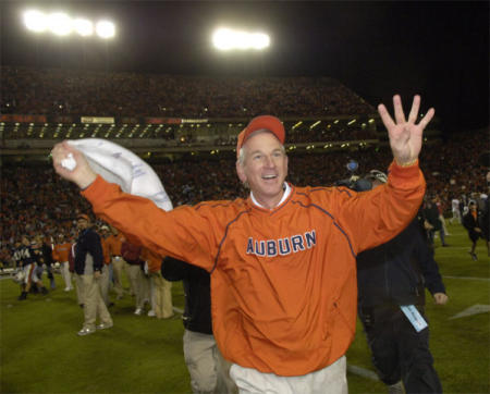 AU_Tuberville_four_fingers.jpg