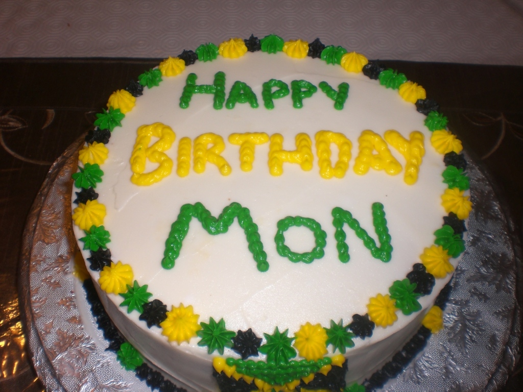 1024x768_717676fgbR_jamaican-birthday-cake.jpg