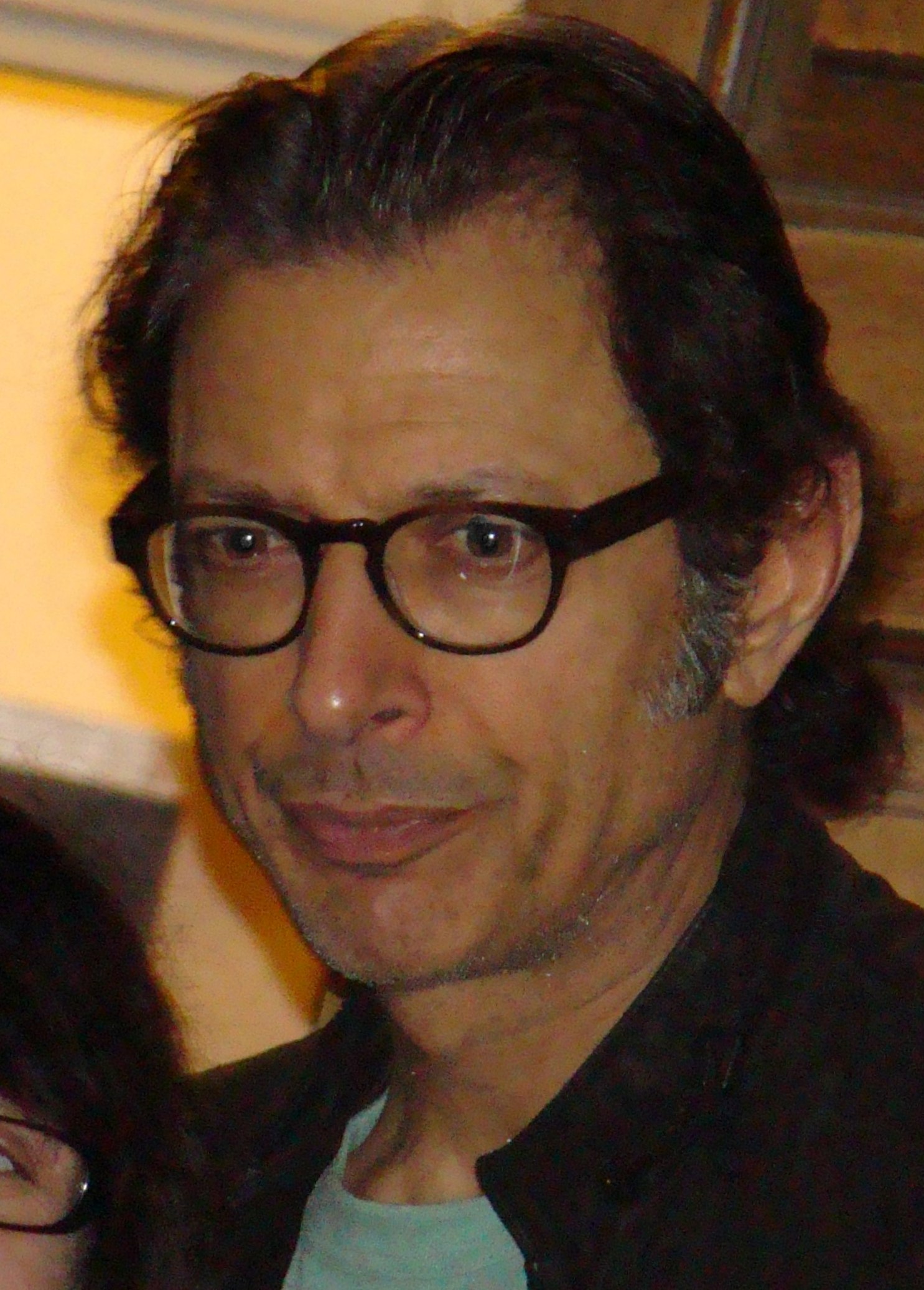 Jeff_Goldblum_2010_(Straighten_Crop).jpg