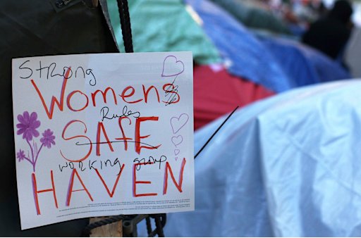 2011-11-07T202322Z_01_SHN611_RTRIDSP_3_WALLSTREET-PROTESTS.jpg