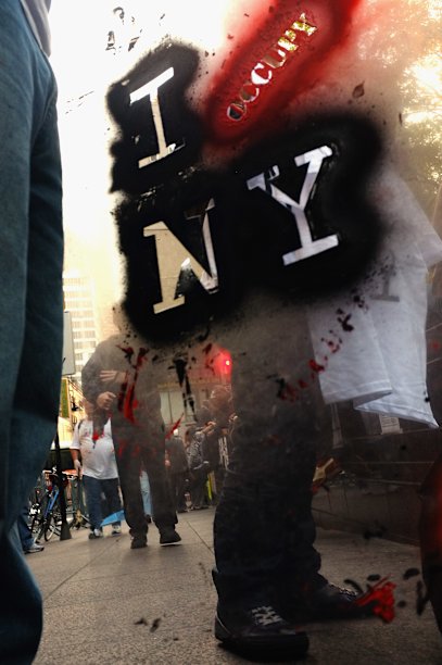occupy-wall-street-protesters-enter-20111108-143020-020.jpg
